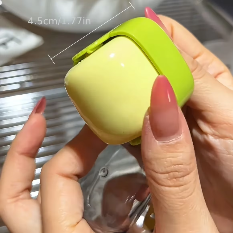 CleanRoll™ – Pet Hair Remover