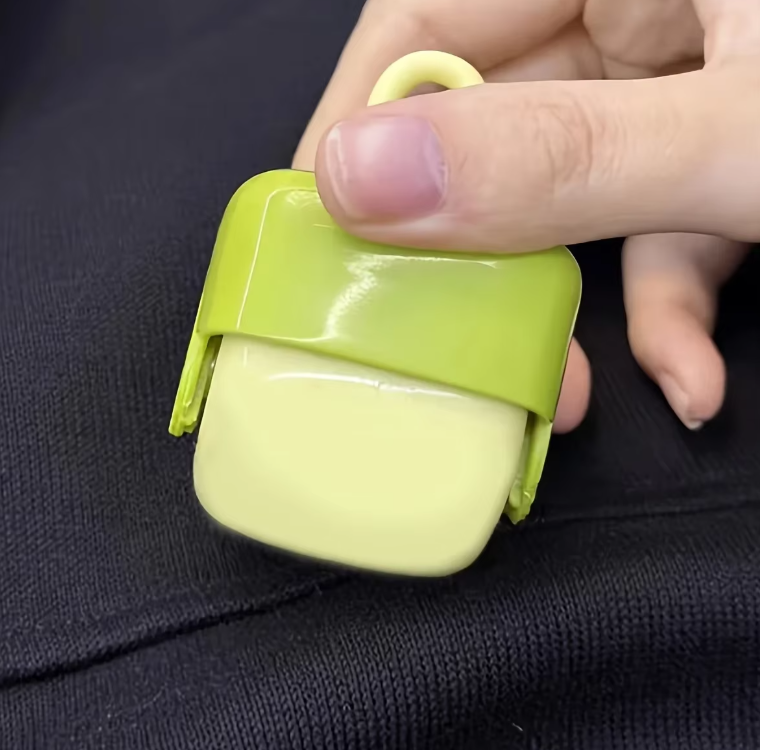 CleanRoll™ – Pet Hair Remover